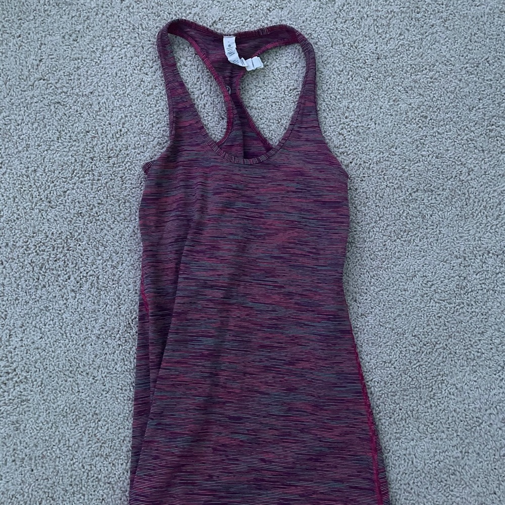 Lululemon tank top